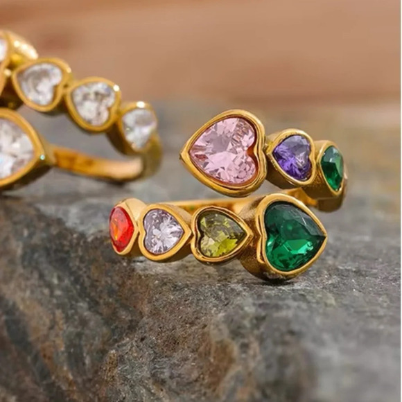Diva Multicolor Crystal Heart 18K Gold Stainless Steel Waterproof Ring - Picture 7 of 17
